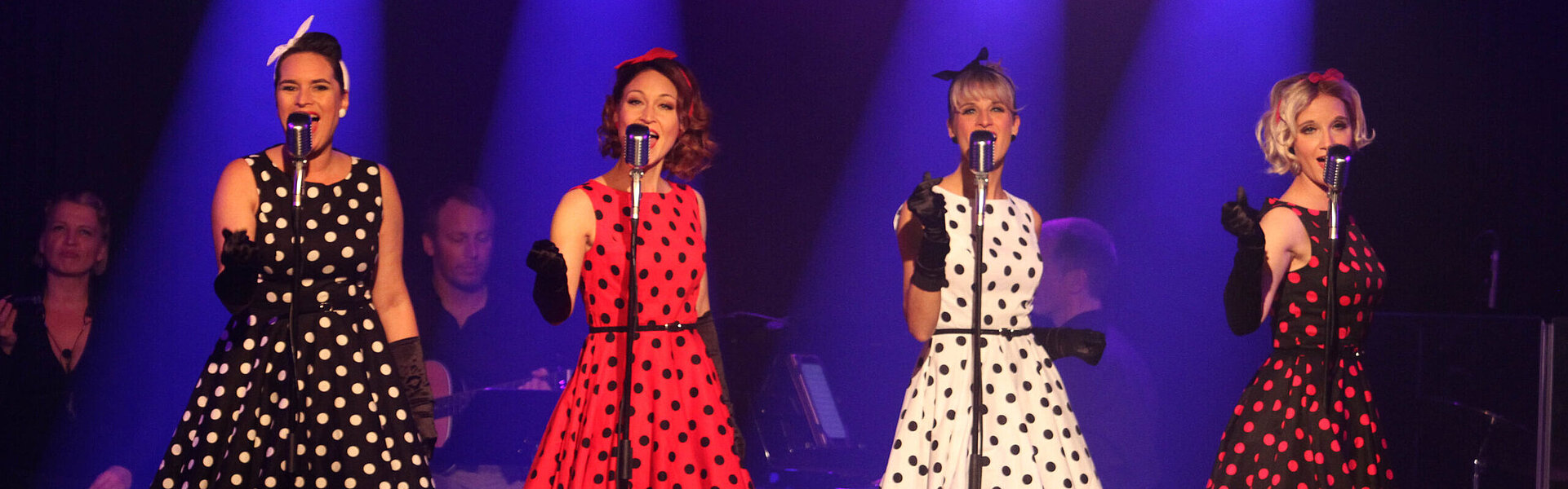 Was die ANDREW SISTERS wohl heute singen würden? – Wir wissen es!